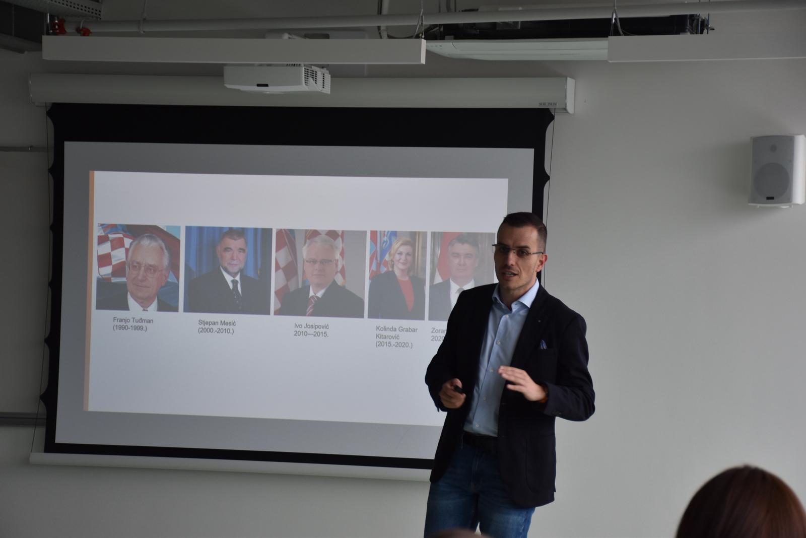 Konferencija Pogled na vlast - Panelisti